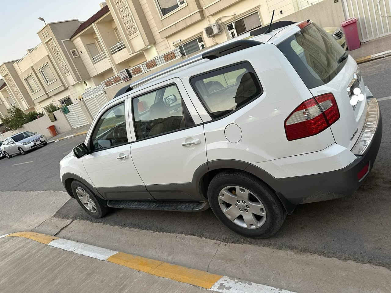 السلام عليكم
للبيع فقط بدون مراوس

للبيع موهافي استلام الشركة الدولية العراقية، موديل 2013.ماشية: ٦٣ الف ،المواصفات: أعلى فئة VIPبل موهافي
السيارة، مكفولة لا ضربة ولا صبغ ولا حادث، حتى بلاستك مواصفات الشركة الدولية العراقية بصمة تشغيل الأبواب فتحة سقف كشنات ميموري خزن ميموري كشنات كهرباء تدفئة كشنات كشن جلـد تحكمات ستيرن باب خلفي شفط
مراي قلب مكينة بلا دخان أو صرف محرك 3800 6 سلندر
بدون بخار أو صرف أو فتح السعر190
📍مكانها موصل 
للاستفسار***********
