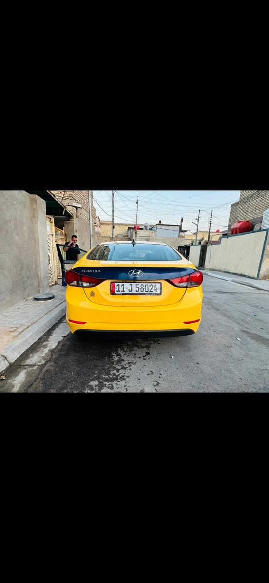 السلام عليكم النترا صفرة 2015 وارد أمريكي حادثهة جنطة معمرة نفسهة 
مكينة 1800 دوش تحكم ستيرن جهتين شاشة كامرة خلفية 
السعر 112 ورقة و بيهة مجال حگ الجية 
للأستفسار الاتصال ع ***********
