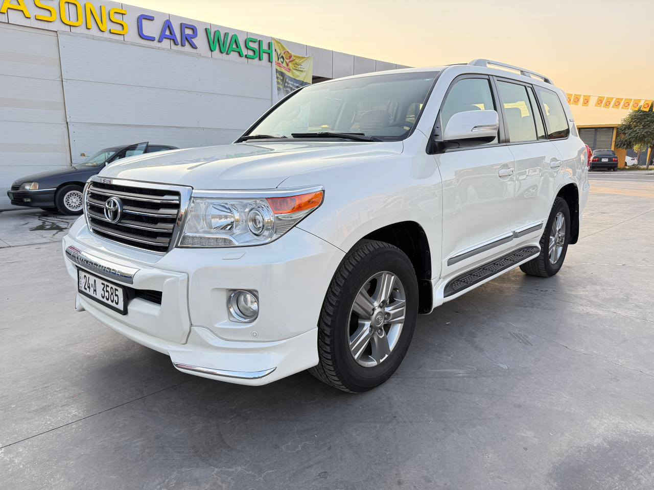 لاند گروزر 6 سلندر 2015 فول مواصفات  بدون صبغ السعر 430$ و مجال المكان دهوك
***********
*********** دهوك, العراق
