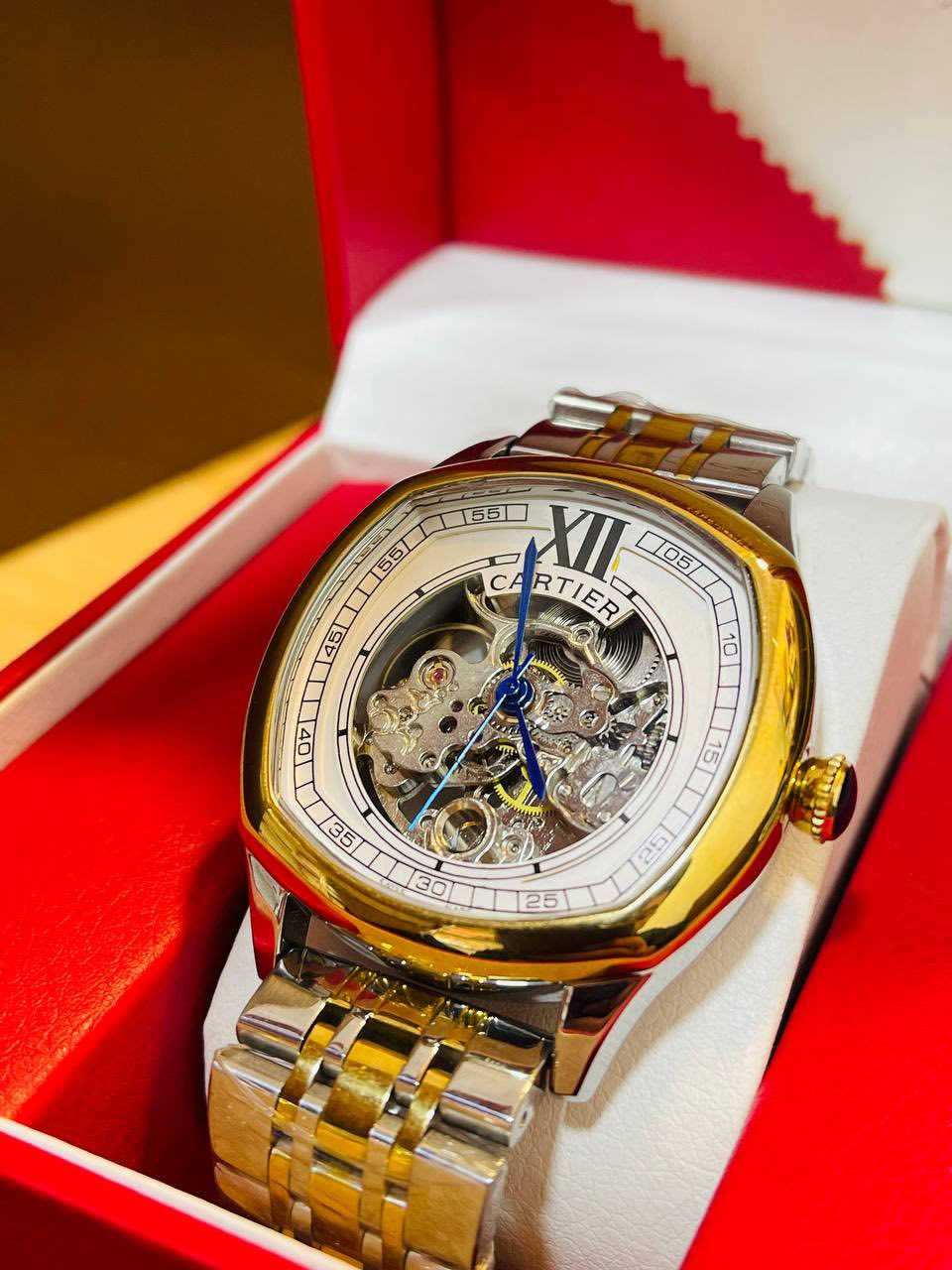 مزاد ينتهي بـ 12 يبدأ من 25 ألف الي يدفع بيها اعلى سعر من ينتهي الوكت بركة و بالعافية 🤍
ساعة ماركة Cartier - كارتير ✅
( قطعة من امزون) 
- مكينة اوتماتيك تكويك 
- مخزون طاقة 30 ساعة 
- هيكل وسير  ستانلس ستيل 
 - مقاومة للماء
- قياس 44mm 
- قفل فراشة 
- وزن ثقيل


**إذا كنت صاحب هذا الإعلان وتريد حذفه لأي سبب، رجاءا أرسل رسالة إلى الدعم الفني**