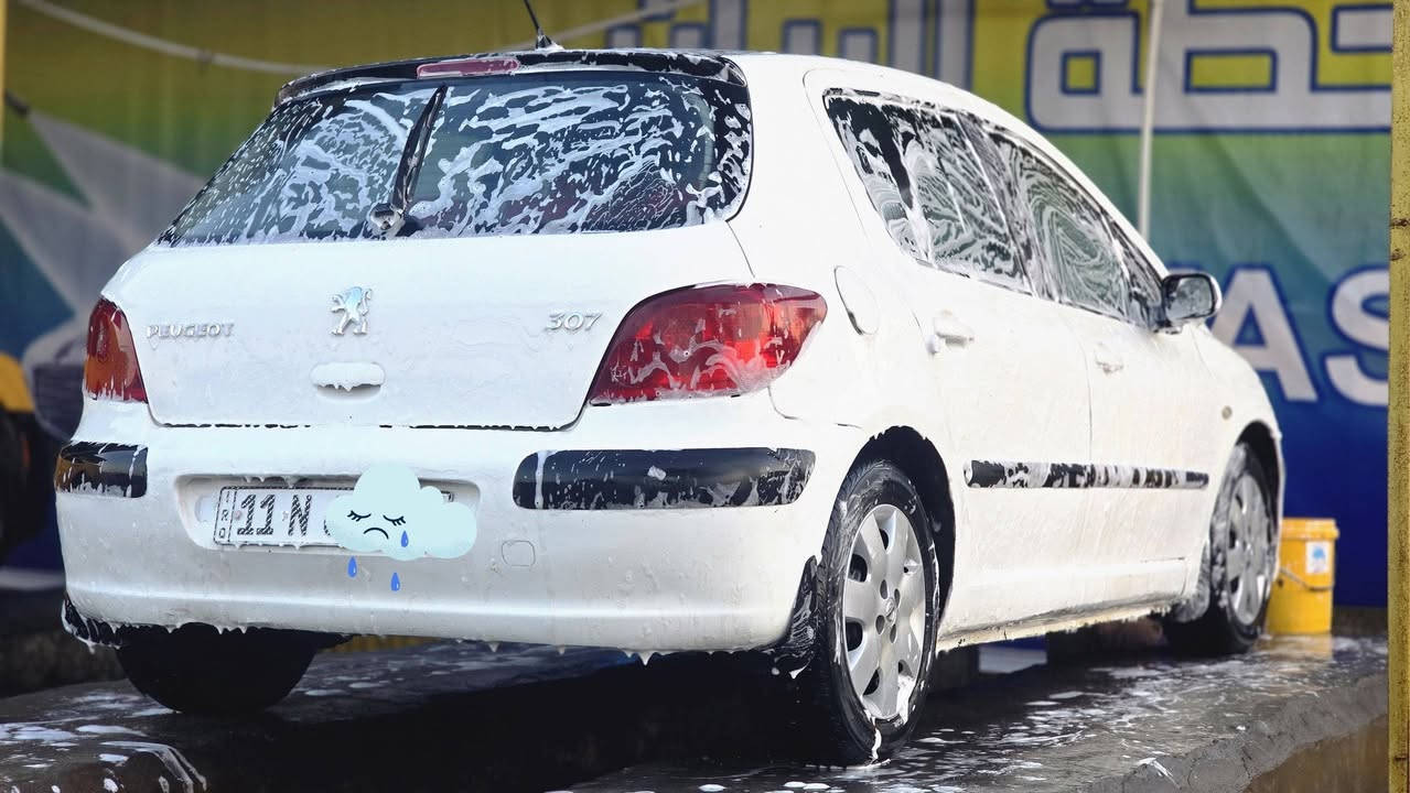 السلام عليكم بيجو 307 للبيع 
موديل ٢٠٠٦
كير اوتماتيك
" مصبوغة حزام مكفوله من الضربه ؛
 مكينة جديدة
 ؛ كهربائيات شغالة
؛ شاشه ايباد 
؛ كامره خلفيه 
؛ باتري جديد 
؛  رقم بغداد انكليزي 
" مكانه بابل حله مركز "
 السعر ٤٩
رقم الهاتف : ***********
