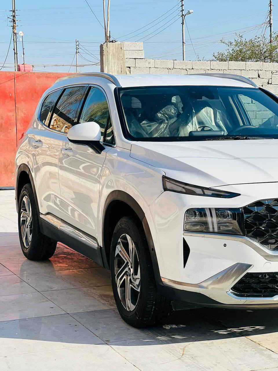 محرك 4 سلندر 2500 

رقم الشاصي 5NMS2DAJ8NH414460

العنوان بصره قرنه (***********)
