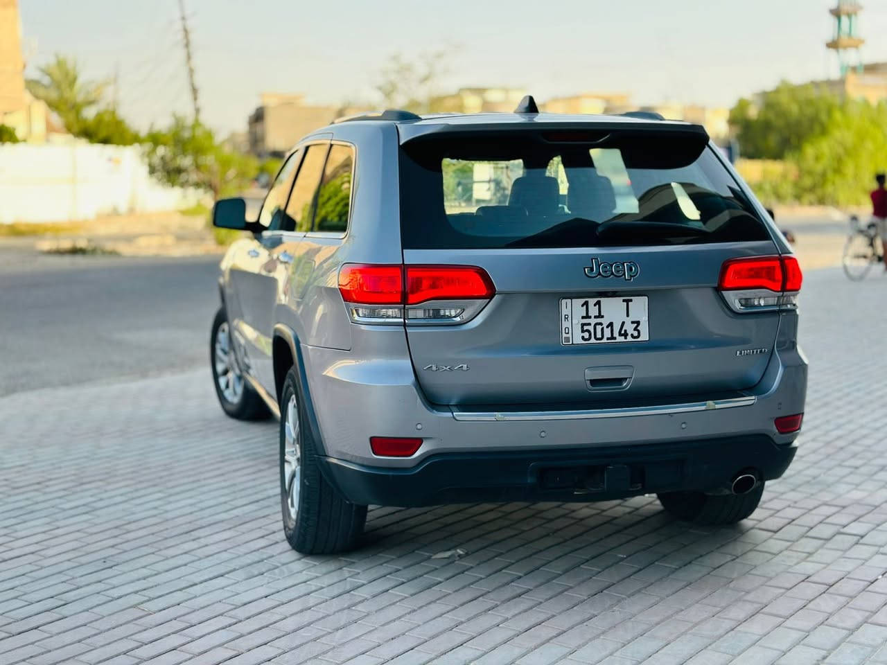 سلام عليكم جيب البيع
🔴 جيب گراند شيروكى2015 

العنوان بغداد الدوره البعيثه 
الهاتف ***********

0️⃣7️⃣7️⃣0️⃣7️⃣9️⃣0️⃣6️⃣5️⃣6️⃣1️⃣
صور الحادث مرفقه بل منشور فقط حادث مريكه تلث قطع صبغ فقط  . 
سياره بدون ايرباك يعني كفاله من اليرباك 
** ماشى110 كم .
1_  سكف بانوراما  
2-كشن هيتر وكشن تبريت.
3-كشن كهربا ئي وكشن مساج.
4-استيرن هيتر *- استيرن شفطاط وتحكم *- مكان قرص سيدي
5-لايد ليد + لايدزينون.
6-مرايا هيتر *-مرايه حساس .
7-ئوتوبريك *-ئوتو ترافلايت *-ئوتوستارد. تحديد سرعه
8- 10 سماعة+ ديجه ي بل سندوق بلاد شريكه  
9-تبريد مركزي *-صندوق شفط .
10-يدات نيكل +يدات بصمه .
 11- مرايه ومرايه رادار .
12- طايرات جديد شريكه سبيرمقدس مانازل ..
14 تحديد سرعه . شغال
15دعاميه كدام ودعاميه وره بي رادار وحساسات.
16-.السعر 163 وبيها مجال جدن قليل ماكو هيج سعر بل خير الصير من نصيبه
كل جسم شرط عل وضع بلاد شريكة 
ملاحض/رقم جديد هزه وسنويه  كل جدي
