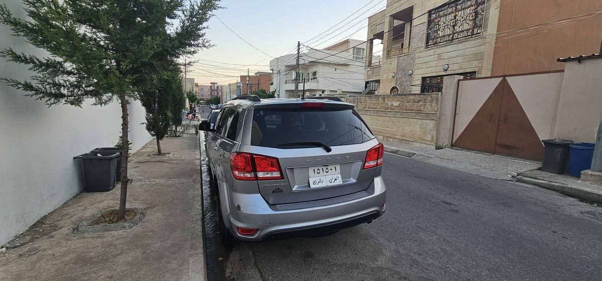 ٢٠١٩ دوو قطعة سبخ دةركه جاملغ بشتي 
سئ مقعد.  بصمة تبريد مركزي 
٨٠مل يي جوي 
كير مكينة تبريد برشوت هةمي بشرتن 
*********** زاخو, دهوك
