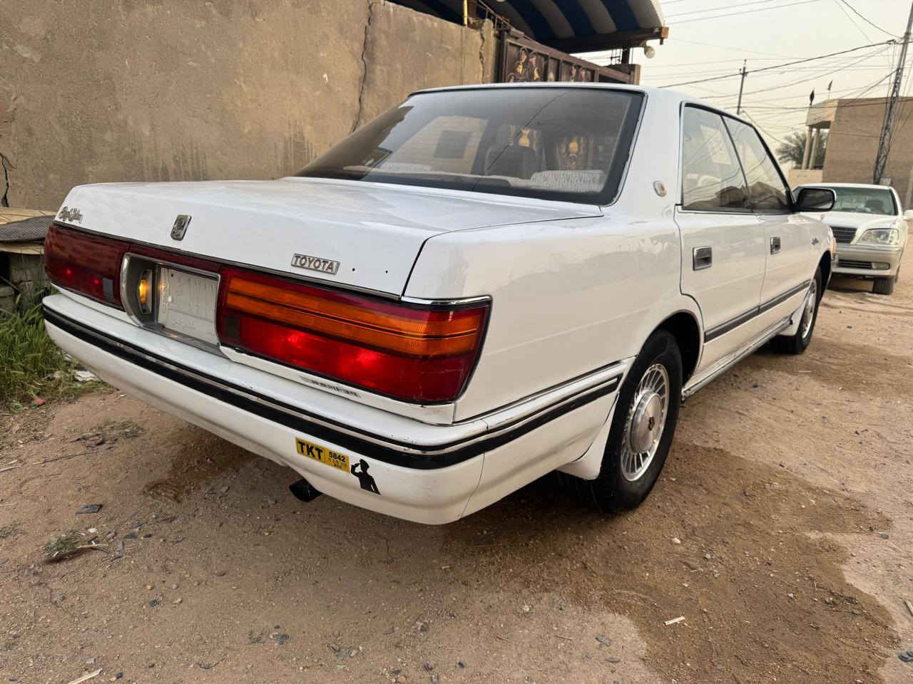 ألسلام عليكم
ألسعر ٥٨ ألعنوان ألنجف الاشرف ألاتصال ***********

هارتوب فنصه للبيع موديل ١٩٩٠ رقم بغداد شرط ألتحويل

مكفوله كفاله عامه من الكص والنقل الجثه والضربه والصبغ

مكينه وكير ونجي ناعم جدد حداديه نضيفه تخم تاير ألكهربائيات كله شغال ألتبريد شغال سنتر لوك ريمونت شاشه تاب

ملاحظة ( مكلف بالنشر)
