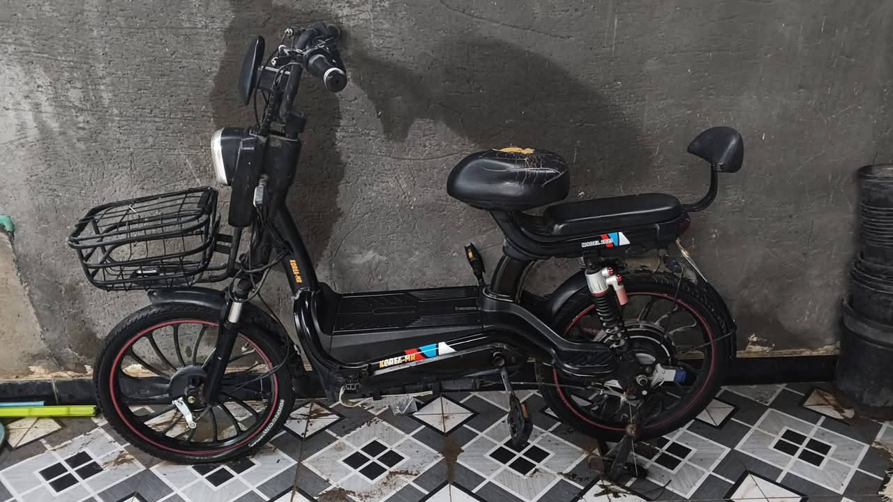 سلام عليكم  عندي بايسكل شحن لبيع موديل 2023خذتة نهايت ربع  وعشرين  نقص بطاريات خمسة بس منتهيات  يرادلو بطاريات  المكان بعقوبة ام العضام   سعر خاص  رقم ***********
