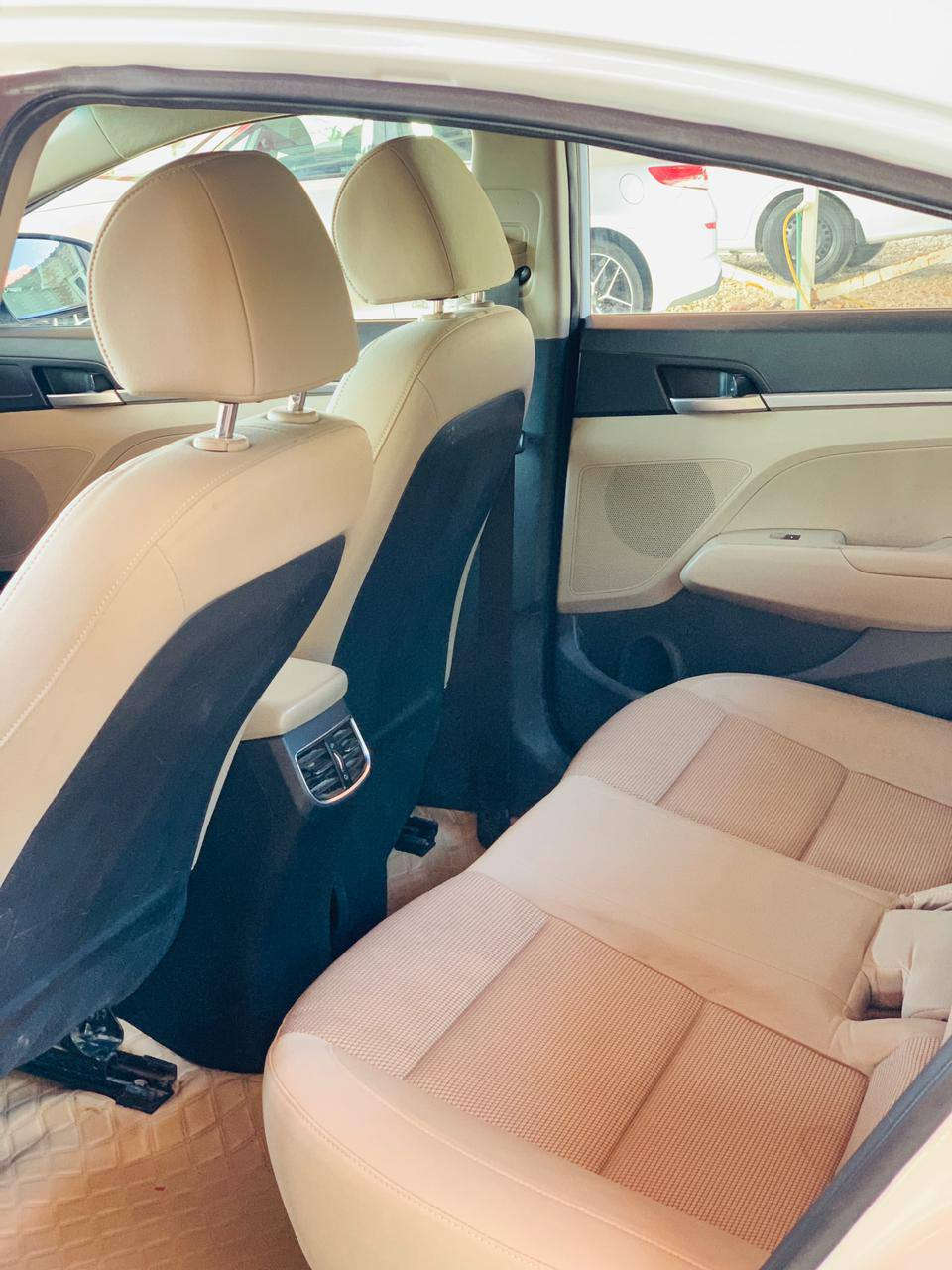 سلام عليكم
النترا 2020 
كفاله عامه من الصبغ والتبديل والبارد 
رقم بغداد تحويل مباشر 
محرك 2000 دوش
فول موصفات 
بصمه 
بصمه ابواب 
تبريد قطعتين 
حساسات خلفيه 
حساسات اماميه 
كاميرا 
شاشاه 
فتحه 
يدات نيكل
السعر 160 
الديوانية الحمزه الشرقي 
***********
للبيع او مرواس ب اقل
سنويه نافذه 
تفاصيل كاملة
