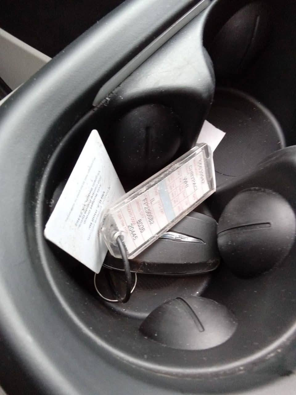 🚨 للبيع | كرايسلر باسفيكا 2024 🔥
📍 الموقع: بغداد -الاعظميه 

✨ المواصفات:

🔹 تشغيل بصمة + تشغيل عن بعد

🔹 كشنات كهرباء 

🔹 بيبان كهرباء + الجنطة كهرباء

🔹 شاشة + كاميرا خلفية

🔹 إنارة LED أمامية + بك لايت LED

🔹 داخل جلد فخم

🔹 رادار أمامي + نظام تحديد المسار

✅ الضرر موضح بالصور  بدون ايرباك 

 حادث دعاميه وخشم الجاملغ فقط

 المحرك سليم بالكامل

📏 ماشية: /25 ميل

💰 السعر: 265 ورقة 🔥🔥

📞 للاستفسار: 

*********** .
