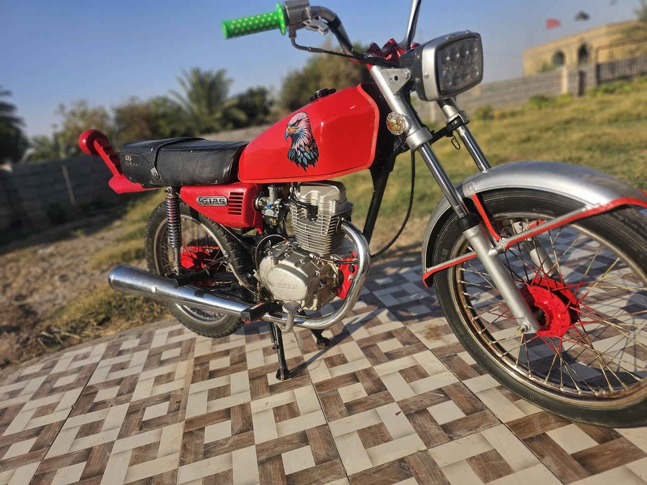 سلام عليكم دراجه البيع كلك كلك مديل 20 دراجه كلشي ماعوزه كلشي شغال دراجه توه مجفته كله جديد  المكان الدوايه سعر 450
***********
