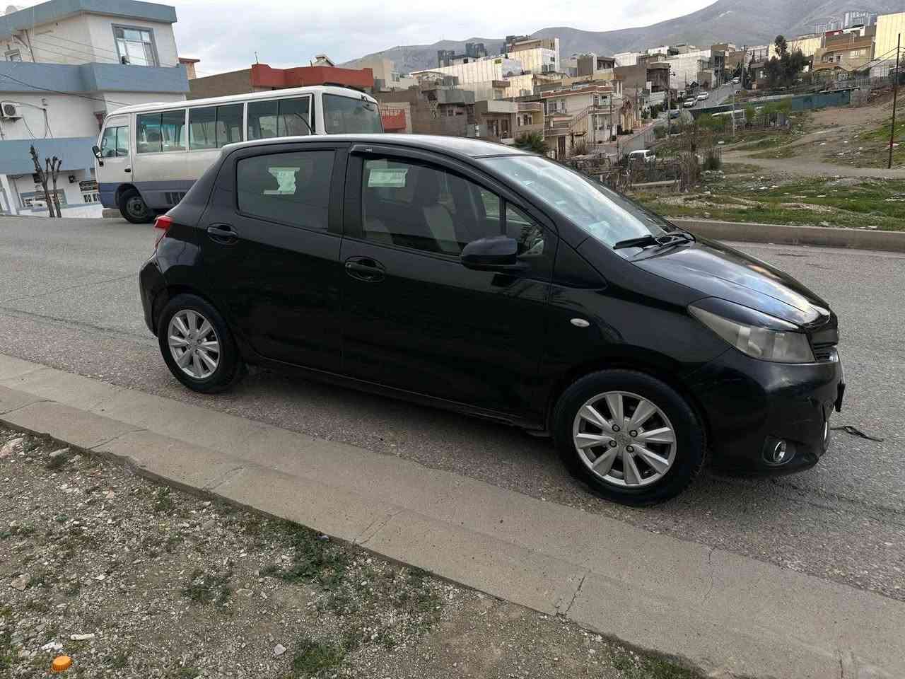 82 $

یارس ئۆتۆماتیک ٢٠١٢ فوول 
 سەنەوی بەسەر نەچووە بە ناوی خۆمەوەیە رەقەم باریک 
٤جام کارەبا و سوکان ڤۆلیۆم و ئاوێنە کارەبا تەبرید و گێڕ و مەکینە بە شەرت ٥بالیف ئەی بی ئێس دو پارچە و دو پەڵە بۆیاخ بێ ناوگرتن و بێ ئێرباگ 
0772 526 54 85 السليمانية, العراق
