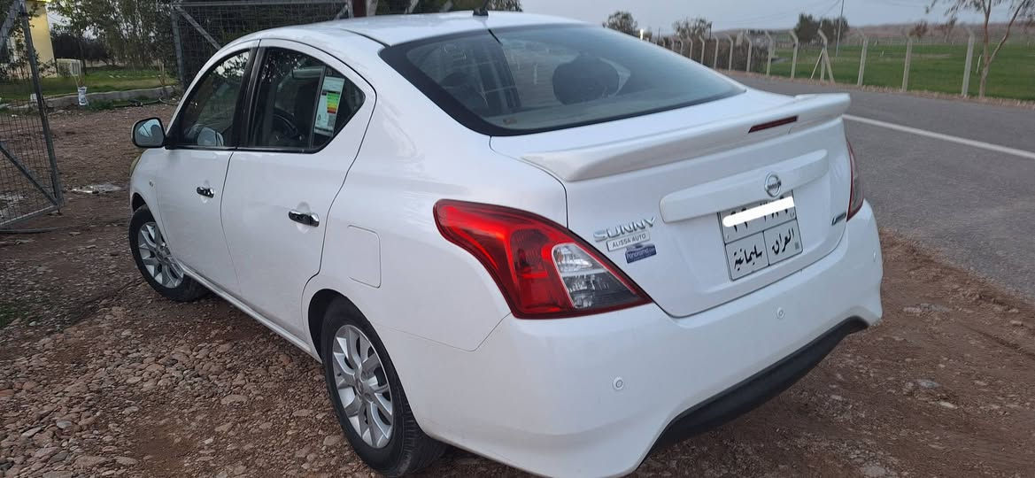 سەنی لاکشمیبا، مۆدیل ٢٠١٦ ،ڕەقەم سلێمانی ،سەنەوی تازەییە، فول مواسفات ٤جام کارەبایی  و ویل کرۆم تەبرید مرکزی  بۆیاخی نیه ،۱٥۰ هەزارحەقیقی چووە ،گاعی و بەرەکۆشنی گیراوە توندوتۆڵە ، بەشەرتی مکینەو گێڕ .
نرخی /١٠٤وەرقەوە معملە
ژ.م/*********** كالار, السليمانية
