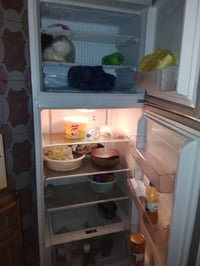 ثلاجه جديده ستعمال قليل للبيع 500وبيهه مجال 07730109587