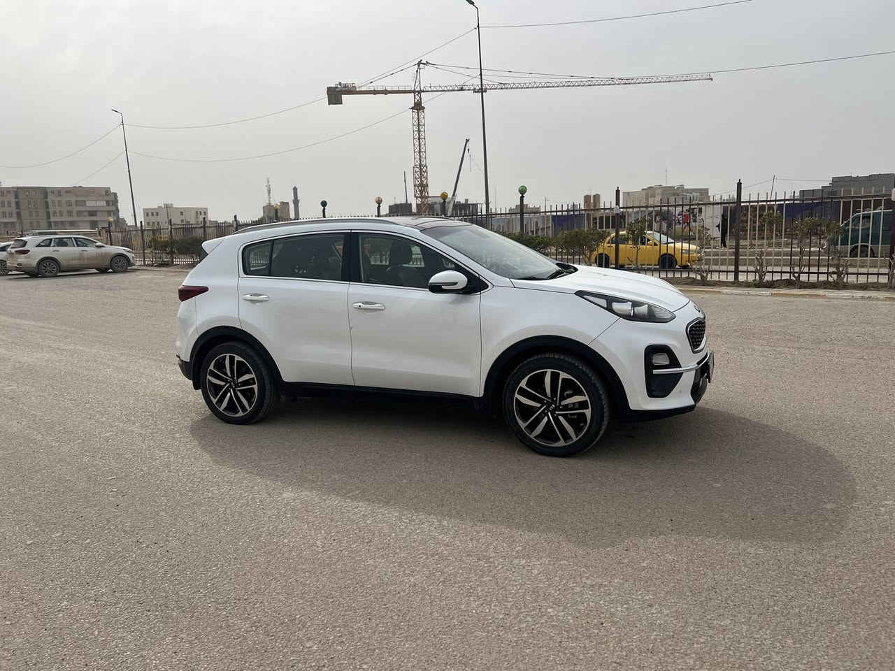 اسبورتج موديل 2020
مواصفات فول الفول واحد على واحد

ماكو داعي اذكر المواصفات

السعر 205 وبيه مجال

كشنات حار بارد

تشغيل عن بعد 

بنوراما طكتين

لد أمام لد خلفي

حساس امامي خلفي

هندبريك بصمه

جنطه كهرباء

ويل كروم

مري شفط

يده نيكل

بس بعد اهواي مواصفات

للاستفسار اتصال عل الرقم

***********
