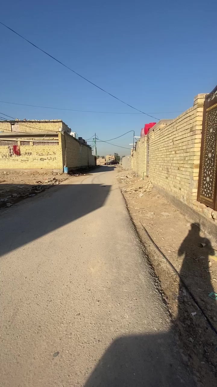 تتوفر قطعه في الدسيم ٢٠٠ متر خدمات متوفره ماء كهرباء مجاري تبليط السعر ٣٠ وبيها مجال التفاصيل واتساب ***********
