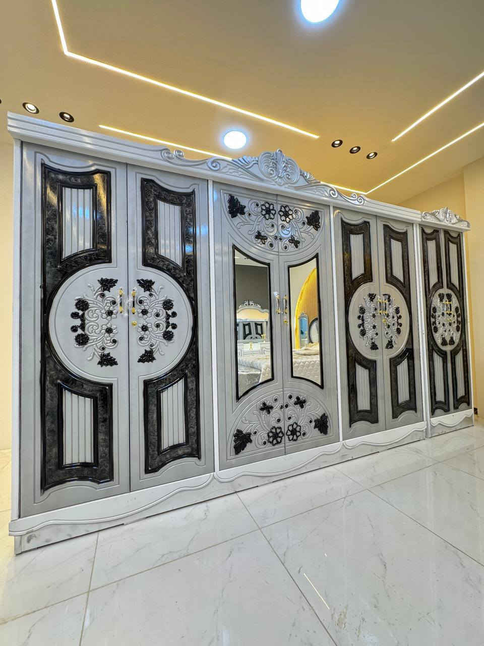 السعر // 975

🔅تفاصيل الغرفة المرمري  ....

خارج ٤ملم ام دي اف 🔺
وداخل معاكس ٣ملم 
صبغ حراري  درجة اولى 

عدد القطع  ٧ قطع 😍
🔺1 //جرباية  قياس  ١٦٠ × ٢٠٠ 
🔺//ميز جانبي ايسر قياس ٥٠
🔺2// وميز  جانبي  قياس ٥٠
🔺3// زاوية ارتفاع مترين عرض ٨٠
🔺4// وميز بلازمه  
🔺5//وميز مراية ارتفاع مترين عرض ١٢٠
🔺6// وكنتور ٦ باب  ارتفاع مترين و١٥ طول ٣ متر و١٥

القطعه الثامنة حسب الطلب شازلون
سعرها ٥٠ الف ❤️

(توصيل مجاني مركز بغداد )
التوصيل يشمل الشد مجاني 🔥
(اطراف ٥٠)
باقي المحافضات حسب البعد


**إذا كنت صاحب هذا الإعلان وتريد حذفه لأي سبب، رجاءا أرسل رسالة إلى الدعم الفني**