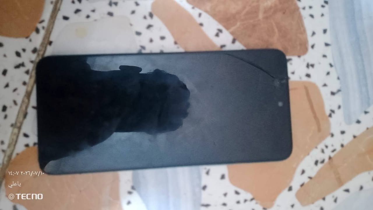 السلام عليكم HONOR X7C ذاكره 256
المعالج المركزي 685 البطاريه 6000mAh
كامل ملحقاته بل كارتون السعر 190 وبيه مجال 
عنوان كربلاء حي النصر واتساب ***********
