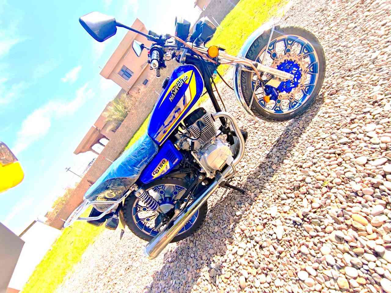 بعد السلام ماطور نامي برو اخو الجديد موديل ٢٥ محدث ٢٦ ماطور ماممدوده عليه اصبانه منفيس كامل السعر ٨٠٠ وبي مجال المكان ناحيه العباسي والخاص مفتوح +الرقم ***********
