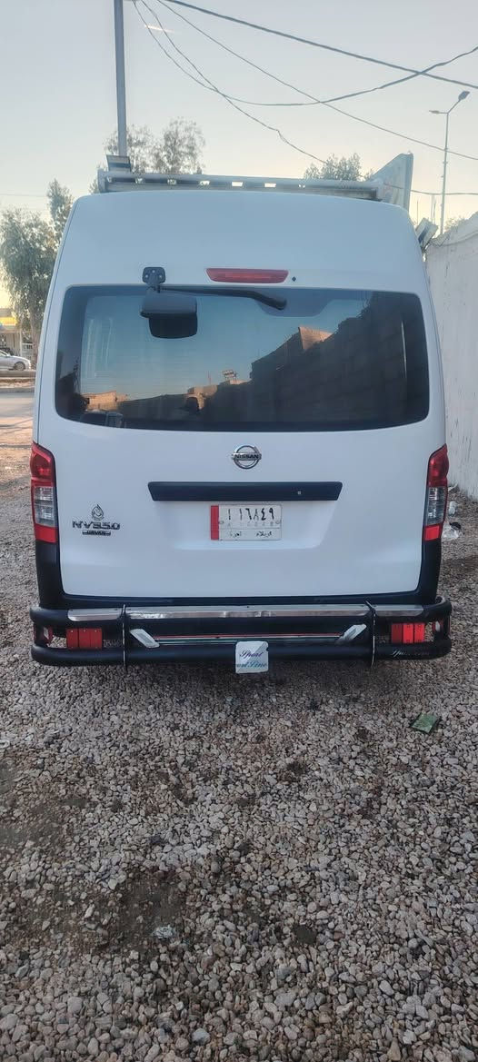 سلام عليكم نسيان للبيع موديل ٢٠١٤ كفاله من الصبغ بيه وره باب السلايت السعر195$وبيه مجال رقم الهاتف ***********
