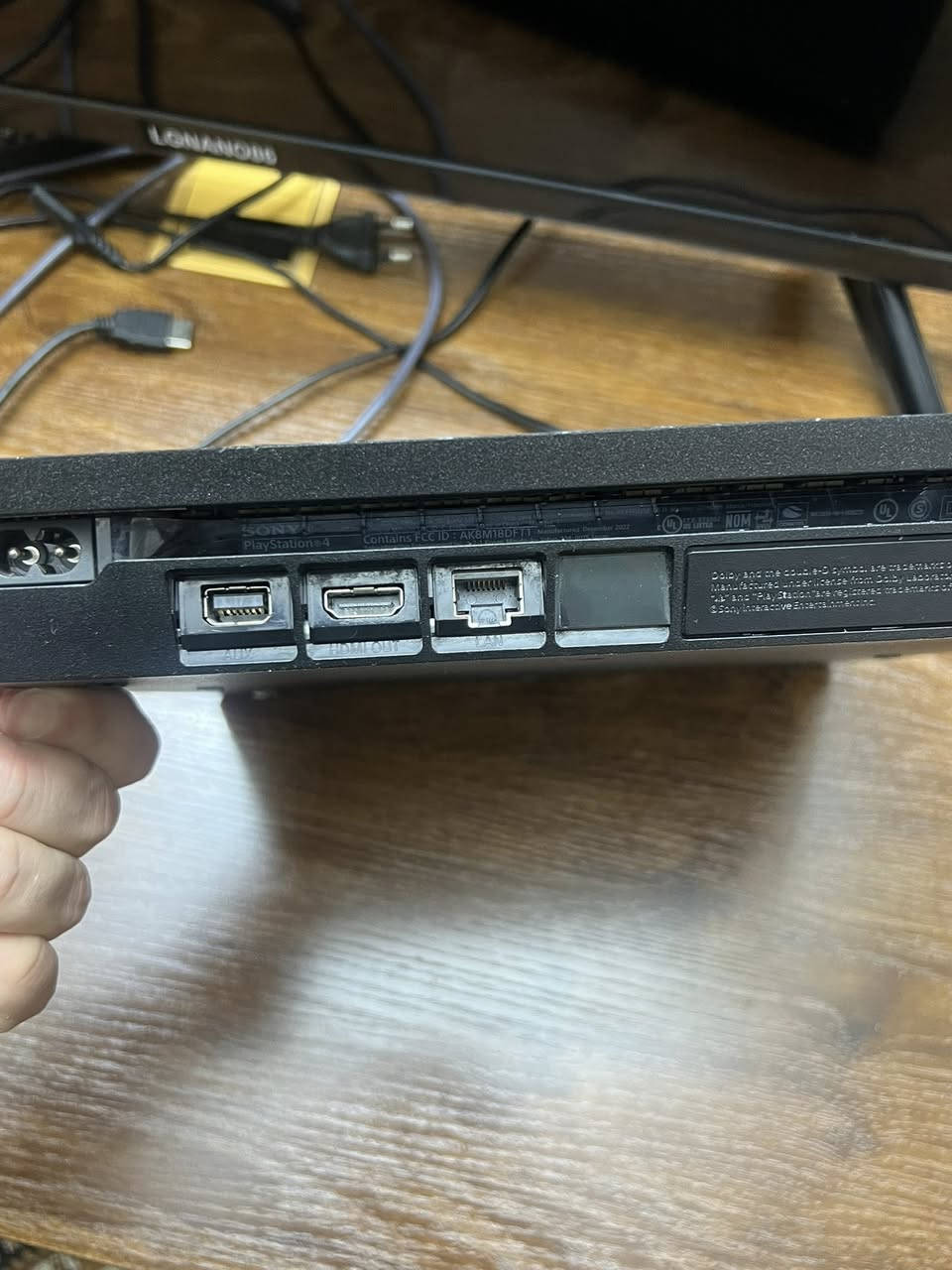 السلام عليكم
بلي 4 مهكر للبيع
 نظام ١١ قرص
ذاكره نص تيرا
كامل ملحقات دبل جوستك
جهاز لوك ستيكر نظيف 
مامفتوح ابد 
تجي تفحصه وتاخذه 
ويا خمس العاب
بيس 21
جي تي اي
كراش
باتل فيلد 1
فار كراي 5

السعر 270

العنوان بغداد الشعله


**إذا كنت صاحب هذا الإعلان وتريد حذفه لأي سبب، رجاءا أرسل رسالة إلى الدعم الفني**