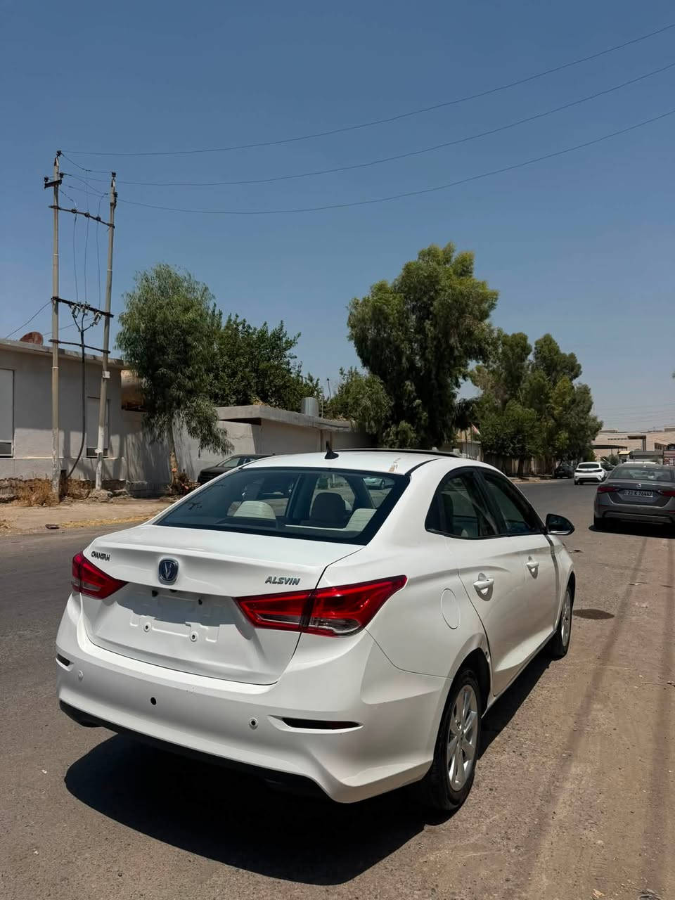 شانجان السفن 
موديل ٢٠٢٤ 
مواصفات فول 
ماشي ١١٠٠٠ كم 
بابين مبدل 
سعر ٨٥٠٠$ 
***********
