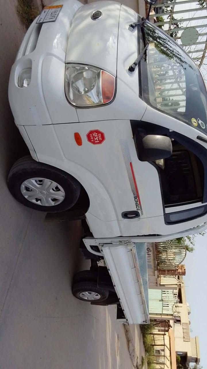 کیا 3000مەکینە ڕەشی انجیکتەر
مۆدێلی 2010
گێڕومەکینەواکسل به شەرت
6تایەی لۆک
کۆدی بۆ دەکرێت
تەبرید ساردوگەرم 
بێخایس  یەک بڕاوە
بریک بەستراوە
کارەبای گشتی کاردەکات
نرخی 70گڵاو کەمێ مەجال
***********
***********
