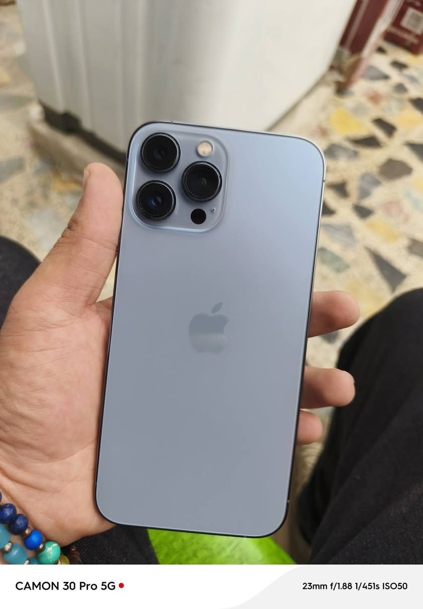 ايفون ١٣ برو ماكس
ذاكره ٢٥٦
بطاريه ٧٩ ما مرفوعة وشحنه يطول خير من الله وما مأثر
كارتونته ضايعة بس وياه شاحنتة الاصلية
الجهاز ما مفتوح ونضيف كلش 
سعره ٧٠٠ بي مجال بسيط
موجود خاص وواتساب 
***********
