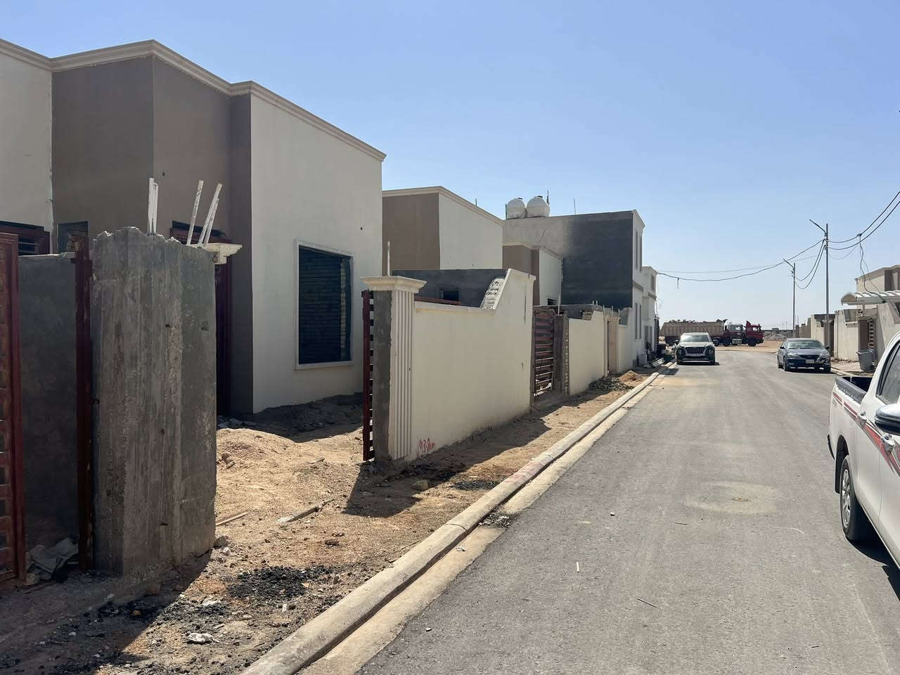 اعلان بيع
مجمع الفردوس السكني المرحله الاولى مستلم من الشركة  
                        
 
البيت حاليا هيكل في طور البناء 
غرف  عدد ٢  منور داخلي  حمام داخلي مطبخ كبير صالة و استقبال  

السعر المطلوب   135 مليون  
للتواصل خاص 
                      ***********
