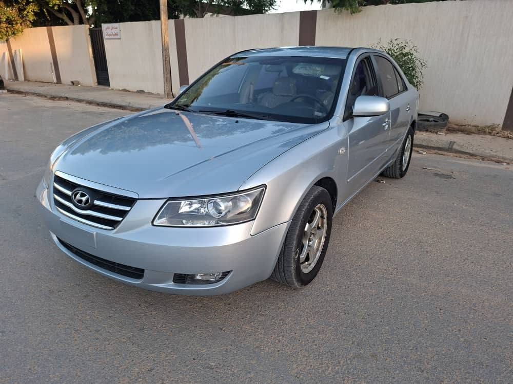 🚗 للبيع: هيونداي سوناتا 2006 🚗
سيارة نظيفة 

✅ موديل 2006

✅ محرك 2.0 أصلي

✅ جمرك

✅ رسالة مفتوحة

✅ المكيف شغال

⭐️ ماشيا 150

المكان طرابلس 

📞 للتواصل: 0929004822


**إذا كنت صاحب هذا الإعلان وتريد حذفه لأي سبب، رجاءا أرسل رسالة إلى الدعم الفني**