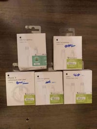 كيبلات ايفون ابيع شلعة وحده سعر القطعة ٣ آلاف الاستفسار: (٠٧٧٧٣٢٧٢٢١٤)...