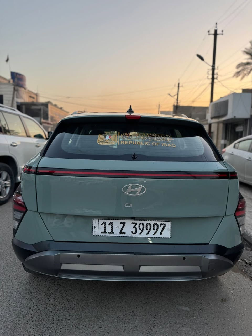 كونا موديل ٢٠٢٤ فول عده الفتحه صور الحادث بلمنشور صندوك نفسه مصلح بدون تبديل 180 ورقه مكان السياره بغداد الجديده ***********
