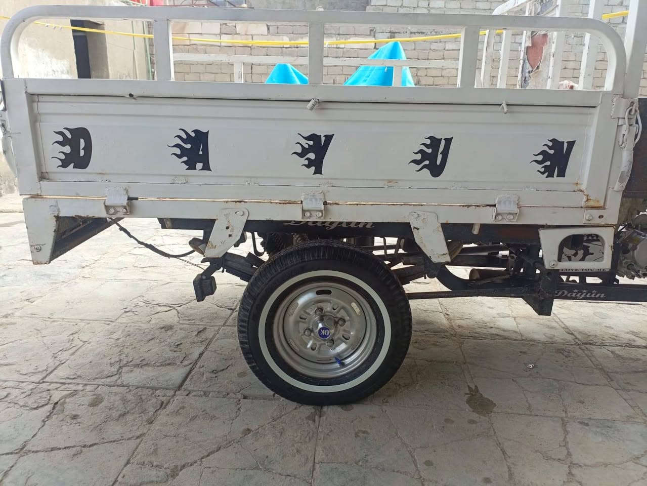 سلام عليكم ستوته دايون للبيع موديل 2020 ما ناقصه اي شي نكره سلف كهربائيات كله شغاله دبلات كير تواير كله جديد محرك توني شاده السعر (مليونين) وبيه ومجال قليل المكان سماوه قضاء الخضر ***********
