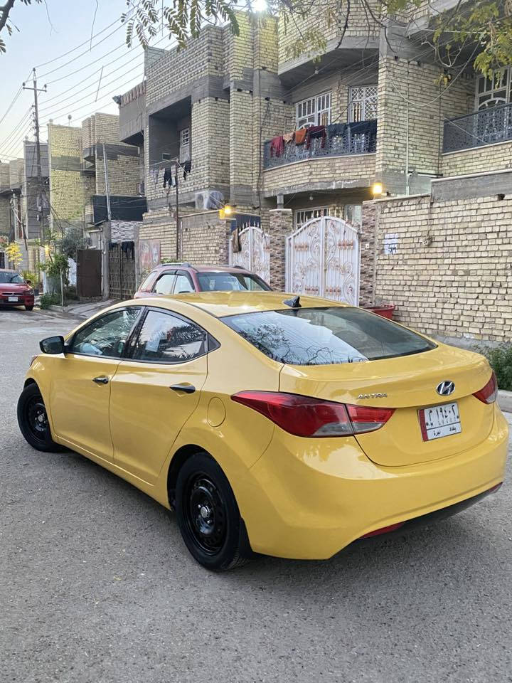 السلام عليكم النترا موديل 2013 وارد امريكي كير ATMحادثها مرفق بل منشور السياره كلين بدون حادث السياره جديده و جاهزه 🌏
مواصفات💳 
تحكم ستيرن جيهتين 🏢
مانع نزلاغ🪬 
ثلاث انضمه قياده 
محرك 1800 دوش لا تبخير و لا تنقيص 🛻
رقم بغداد بسمي مصفره هيه و غرامات سنويه جديده هزه جديده
السياره كير مكينه صدر امامي خلفي تخم تاير جديد تبريد ثلج السياره جاهزه من كل النواحي ماناقصها شي بل عافيه على الياخذها مكان السياره بغداد رقم الهاتف ***********
