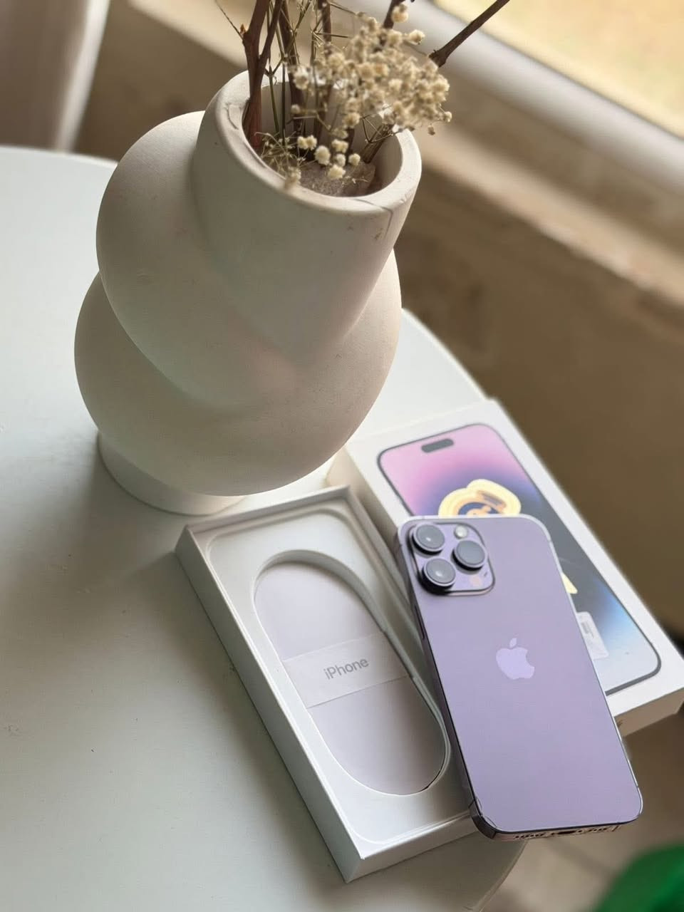 ايفون ١٤ برو ماكس ذ٢٥٦ بطاريه ٨٤ عربي شرق اوسط ماستر بي اشعار كامره والشاشه بيه خط بالشاشة ممأثر على اللمس ابد 
السعر ٦٥٠ 
بغداد حي البنوك 
***********
