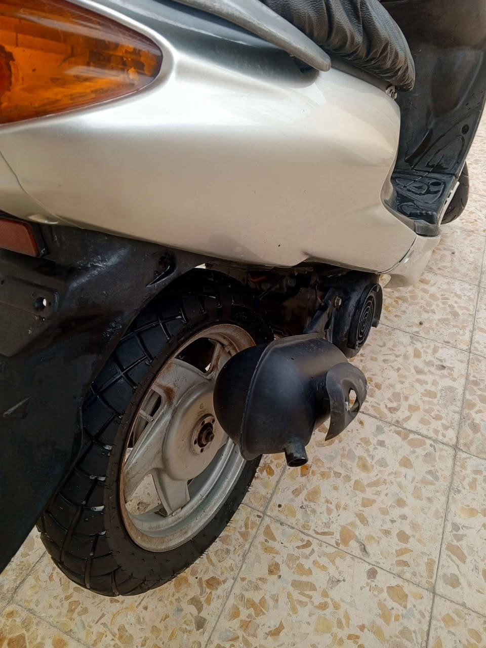 اكزز ياباني 100نضيفه جدآ شرط الشغل تايرات بلكارتون محرك جدآ ناعم سلف هورن ولايت كلشي شغال عنوان حي الحسين شارع القسم العام السعر350قفل قفل قفل البصرة, العراق


**إذا كنت صاحب هذا الإعلان وتريد حذفه لأي سبب، رجاءا أرسل رسالة إلى الدعم الفني**