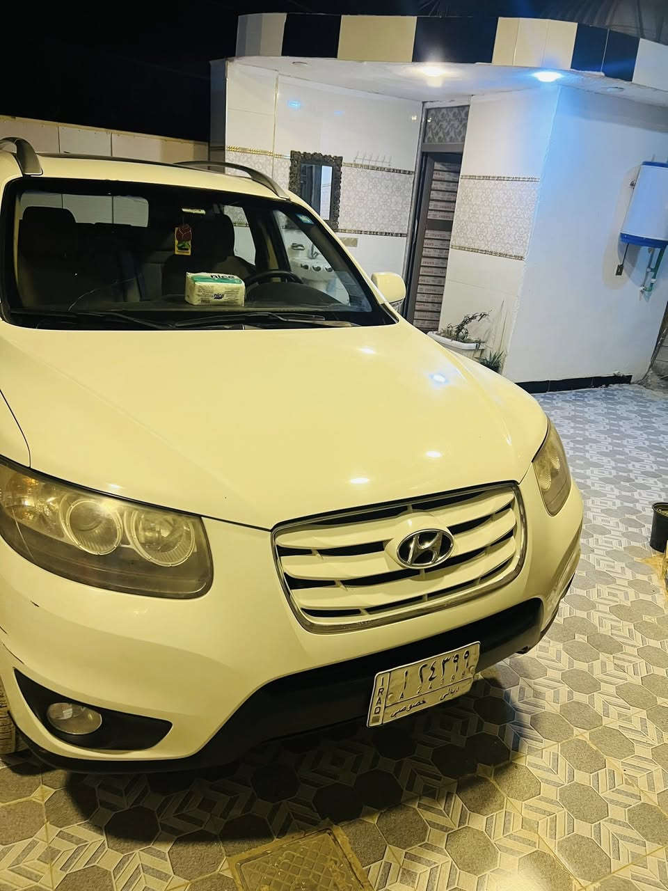 سنتافي لبيع موديل 10 فول مواصفات ماعدا البصمه محرك 6سلندر ماشيه 180الف حقيقي بني رومه مكفوله كفاله عامه رقم ديالى السعر 165 مكان ديالى لستفسار ***********
