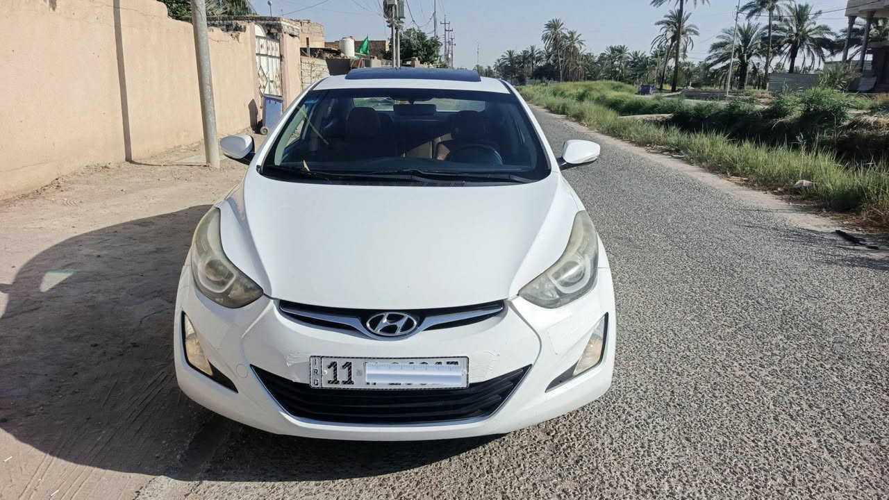 السلام عليكم سياره النترا 2016 خليجي كفاله عامه رقم بغداد انكليزي
مواصفات

مكينه, 1800

فتحه سقف 

مري شفط +إشاير 

يدات نيكل

تحكم استيرن جهتين 

لند نهاري

حساس خلفي 

شاشه كبير 

غرفه صاج 

كيشينات جلد ... 

((سياره خيرر من الله جديده احلا من الصور بهواي)) 

   ..... غير متواجد ع فيس... 

رقم//***********      المكان كربلاء طويريج
