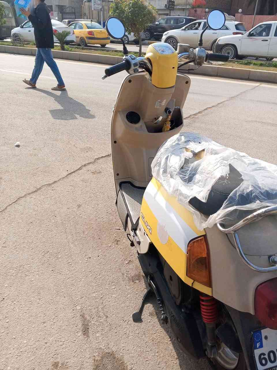 سلام عليكم بوليسي للبيع نضافه كدام عينك مكفوله كفاله شرط الفحص 49بلاد سلف هندر كلشي  سعر 950وليه مجال ناصرية مركز سومر***********
