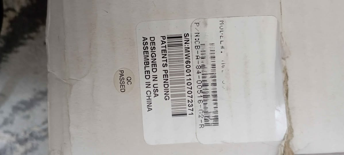 جهاز MobiView Workspace Edition الأصلي، الجهاز جديد تماماً (غير مستخدم) وبكامل ملحقاته الأصلية.
​هذا الجهاز هو الحل الأمثل للأستاذ أو المدرب الذي يبحث عن التميز والاحترافية في تقديم دروسه. يسمح لك بإدارة الصف والتحكم في حاسوبك وعرض الملاحظات على السبورة الذكية وأنت تتحرك بحرية في كل أرجاء القاعة.
​المميزات والملحقات المتوفرة:
​الحالة: جديد كلياً (براند نيو) مع كامل الأكياس والكارتون.
​الملحقات: يحتوي على القلم التفاعلي الأصلي + قاعدة الشحن + وصلة الـ USB اللاسلكية.
​الشاشة: شاشة لمس مدمجة تتيح لك رؤية ما تعرضه والتحكم في الأدوات الهندسية والكتابة بوضوح.
​التوافق: يعمل بسلاسة مع برنامج Workspace والسبورات الذكية والداتا شو. بغداد, العراق


**إذا كنت صاحب هذا الإعلان وتريد حذفه لأي سبب، رجاءا أرسل رسالة إلى الدعم الفني**