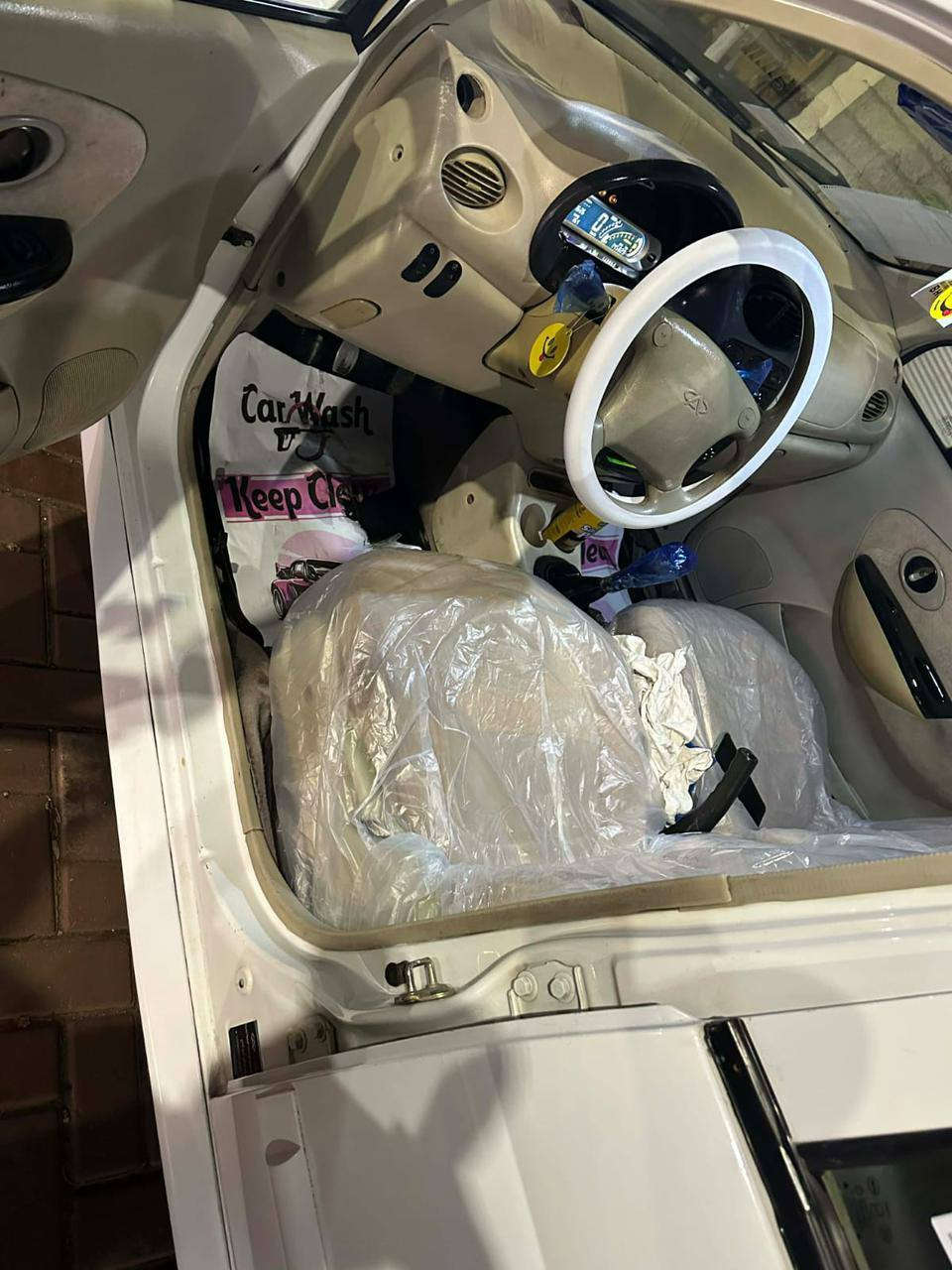 سلام عليكم سيارة كوكو للبيع موديل 2010 توما تيك محور عادي كاربون بانزين سنويه عظم شرط التحويل سعر34 ***********
***********
