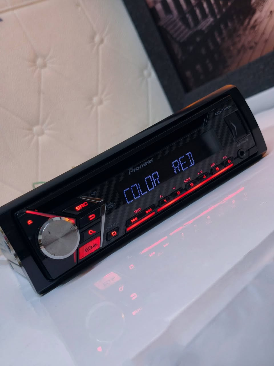 بايونير بدون فيشة تفصيخ اصلي . يدعم لونين ازرق واحمر . سعر - 30 -
ملاحظة : شكل الفيشة موجود بالصور . يدعم بلوتوث خارجي فقط 
اوكس يواسبي سي دي قرص راديو . متوفر توصيل


**إذا كنت صاحب هذا الإعلان وتريد حذفه لأي سبب، رجاءا أرسل رسالة إلى الدعم الفني**