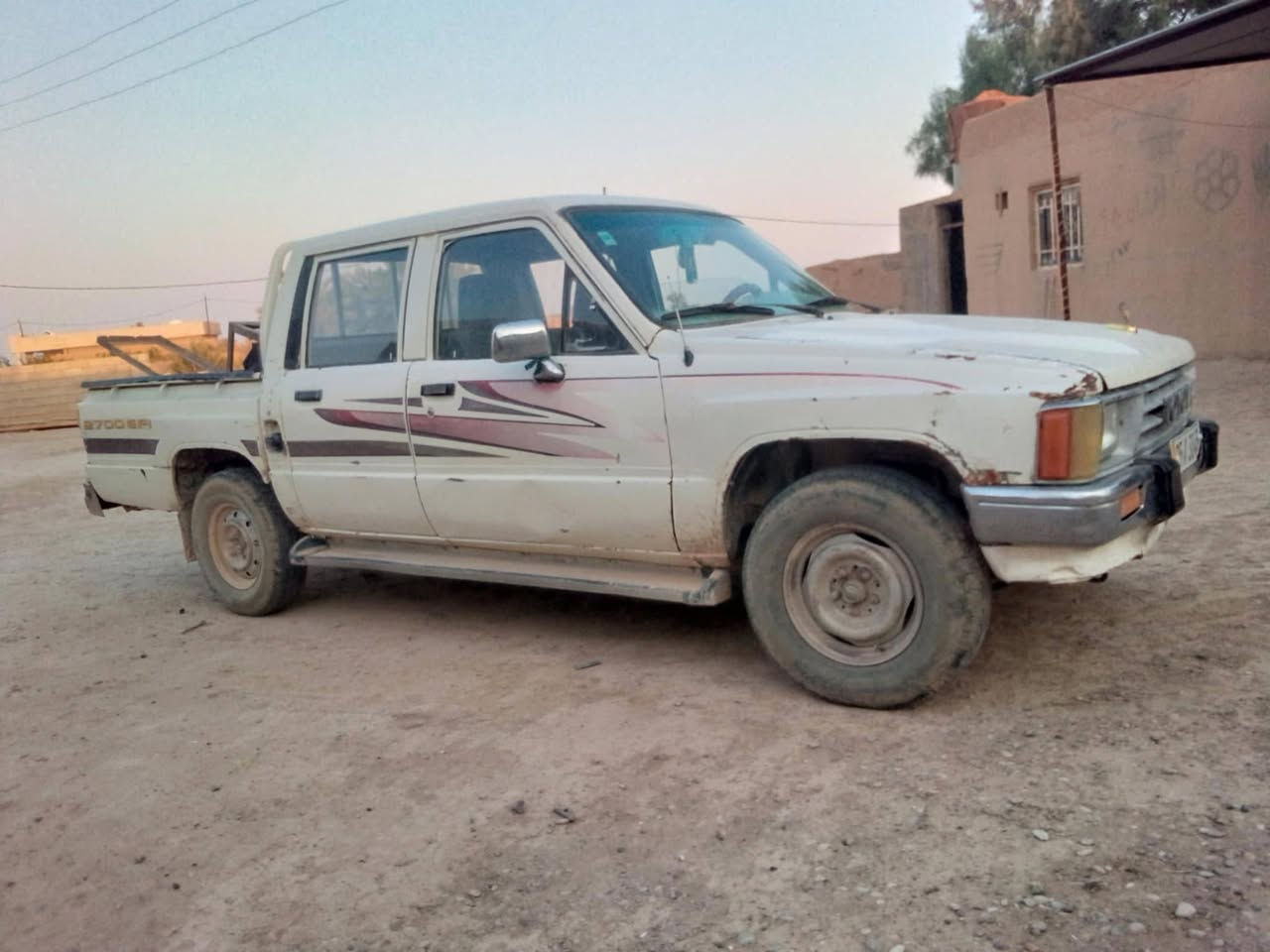 السلام عليكم 
سياره بيكم دبل 🚗
موديل 1988
رقم انگليزي كركوك قبل شهرين شديت رقم
كير محرك  صدر مكفول
 تدفئه شغال نار 
سيارة كاعده 
السعر 43$ بيها مجال 
العنوان ديالى ناحية جباره 

((((( مُكلف بالنشر )))) 
رقم صاحب السيارة 
***********

