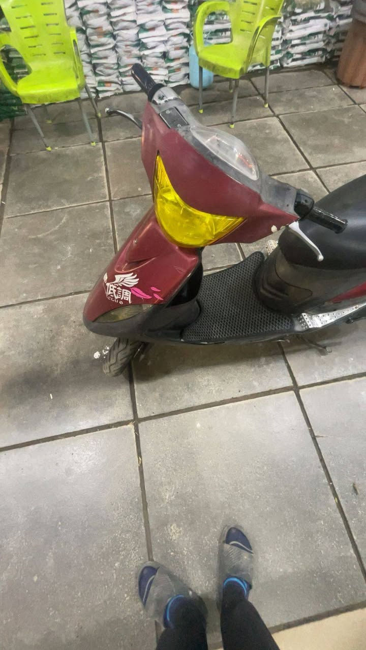 ماكس عدله 
دراجه حلوه ونضيفه أي نقص مابيها 
مكينتها مجفته تجفيت مضبوط 
مكينه نشطه وحلوه 
السعر (575)
ه‍/***********
مكاني حي البنوك
