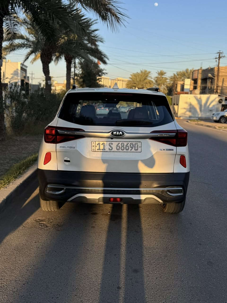 السلام عليكم
سيلتوس موديل 2021
فول مواصفات بدون فتحة فقط
حادث فقط الي بصورة اي صبغ مبيه 
السعر ١٤٥$ 
استفسار 
***********
