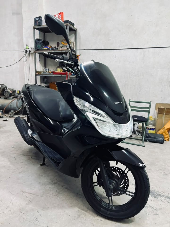 السلام عليكم
مكلف بل نشر غير متواجد في الفيس
من رخصة الادمن
Pcx 150 كفر محرك 
درجة مرقمة باسمي تحويل ثاني يوم كامل مكمله اي نقص ماببه خير من الله ماشيه 81 الف مكاني الكاظمية 
الاستفسار *********** متواجد واتساب
