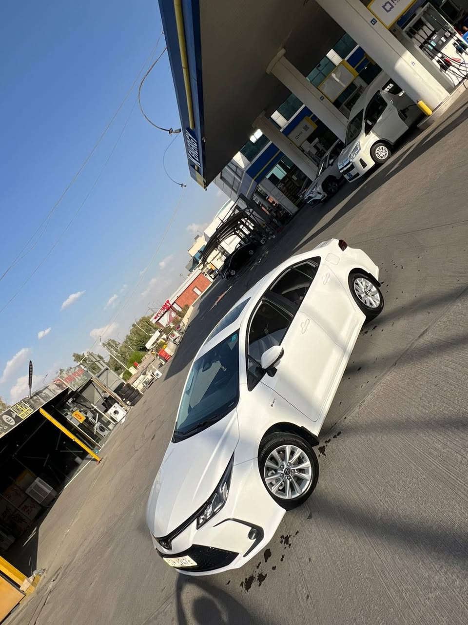 كورلا هايبرد خليجي 
2025 رقم بغداد فول مواصفات 
ماشيه 15 الف فقط 
مكاني بابل 
***********

السعر 157$
