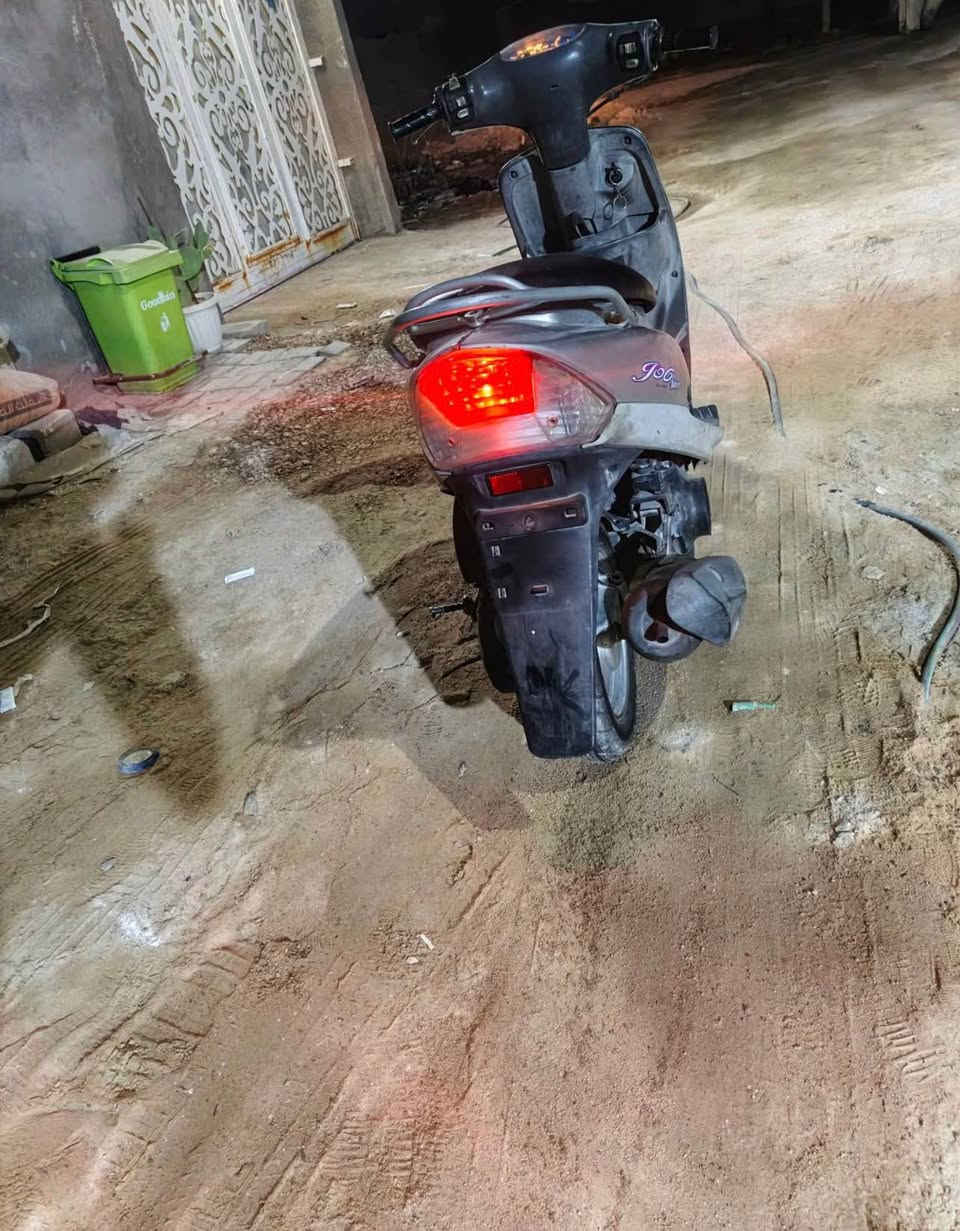 ‎دراجه قجمه ربه نضيفه كهربايات  شغاله اشاير كامله لدراجه  مكاني بصره سعر 800رقمي***********‎ البصرة, العراق
