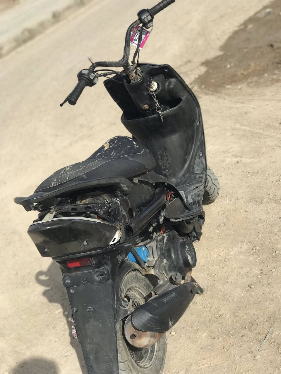 السلام عليكم جميعن ماكس عدله للبيع حربيه بوشه 55شلعه ومعدل قويه ضفيره كامله الدراجه بيهه صوت بل كلجات  بيع او مراوس السعر 425وبيهه مجال للشراي مكاني القرنه هور السعد رقمي ***********
