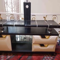 ميز تلفزيون