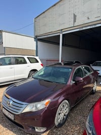 افلون ٢٠١١ • مشيه ١٢٥٠٠٠ • ضربه بالحوض الخلفي