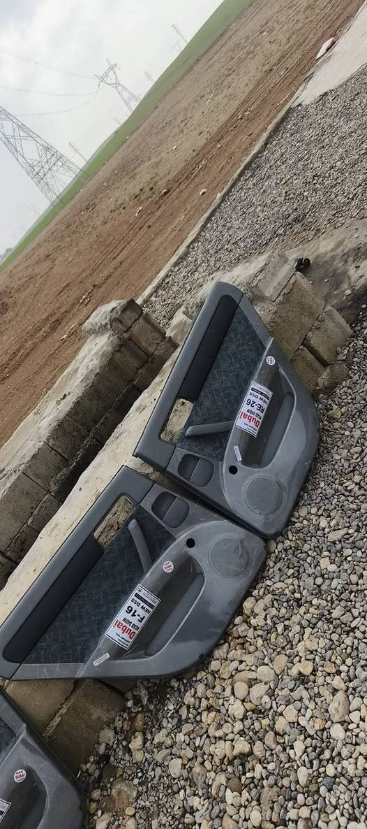 سلام عليكم بطاين ابواب اوبترة للبيع
***********
